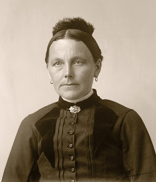 S&oslash;nderho, Fan&oslash;: Karen Frandsen f. Hansen